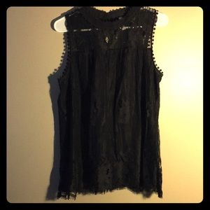 Lace Sleeveless top